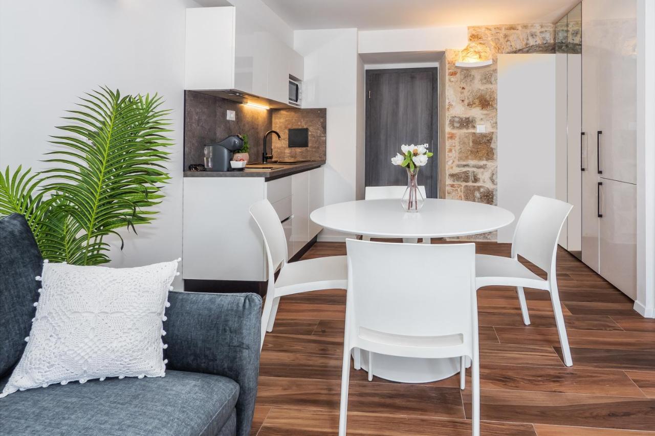 Lucio Suites Spalato Esterno foto